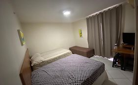 Flats próximo ao Shopping Singapura - pode descer com bebidas para o Park Aquático 06